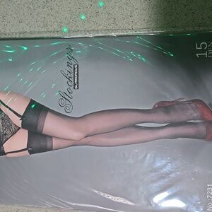 Sheer glamorous stocking